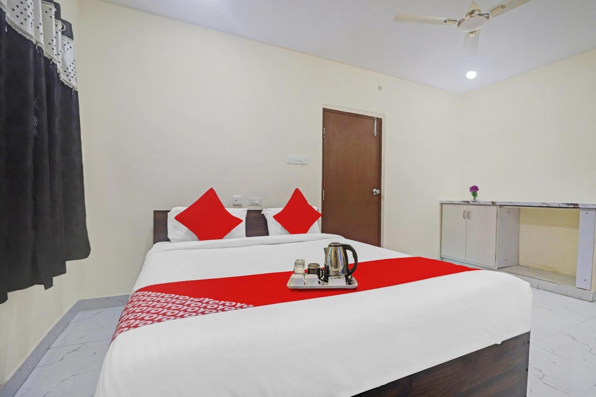Hotel O Sri Navya Grand Near Nexus ハイデラバード エクステリア 写真