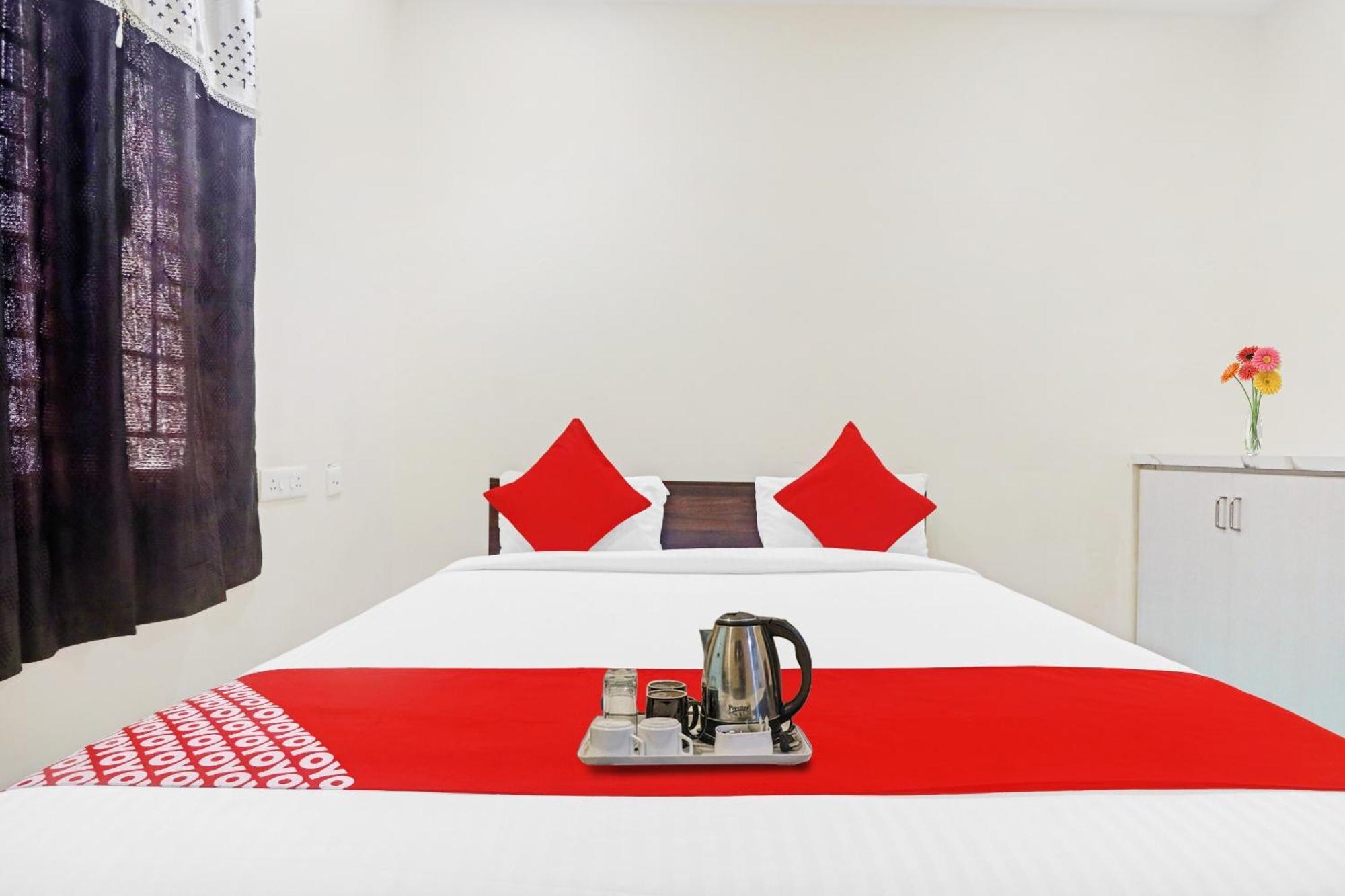 Hotel O Sri Navya Grand Near Nexus ハイデラバード エクステリア 写真